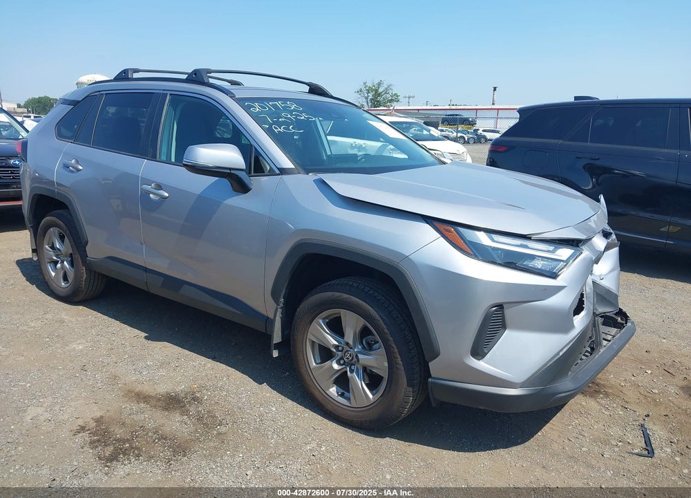 2024 TOYOTA RAV4 XLE VIN: 2T3P1RFV8RC472461