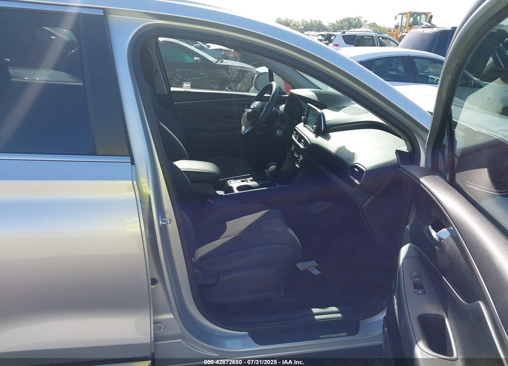 2019 HYUNDAI SANTA FE VIN: 5NMS23AD0KH011198