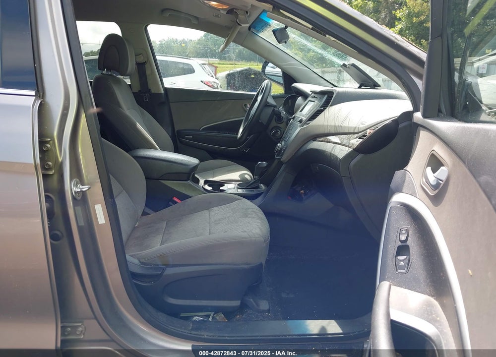 2017 HYUNDAI SANTA FE VIN: 5XYZT3LB5HG389317