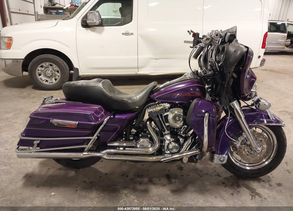 2007 HARLEY-DAVIDSON FLTC ULTRA SHRINE VIN: 1HD1FL4177Y651207