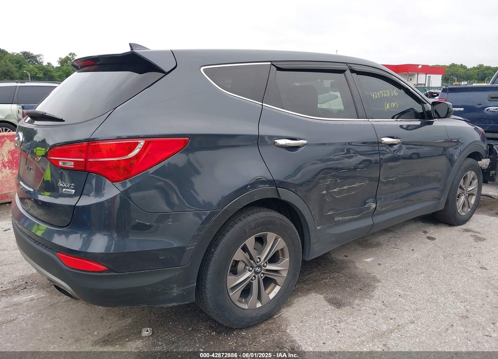 2015 HYUNDAI SANTA FE VIN: 5XYZTDLB8FG261026