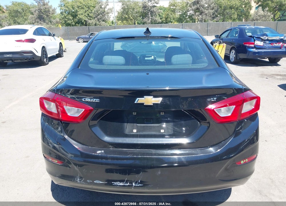 2018 CHEVROLET CRUZE VIN: 1G1BE5SMXJ7234400