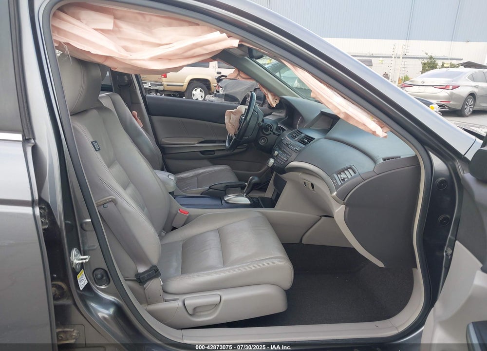 2008 HONDA ACCORD 2.4 EX-L VIN: JHMCP26878C019431