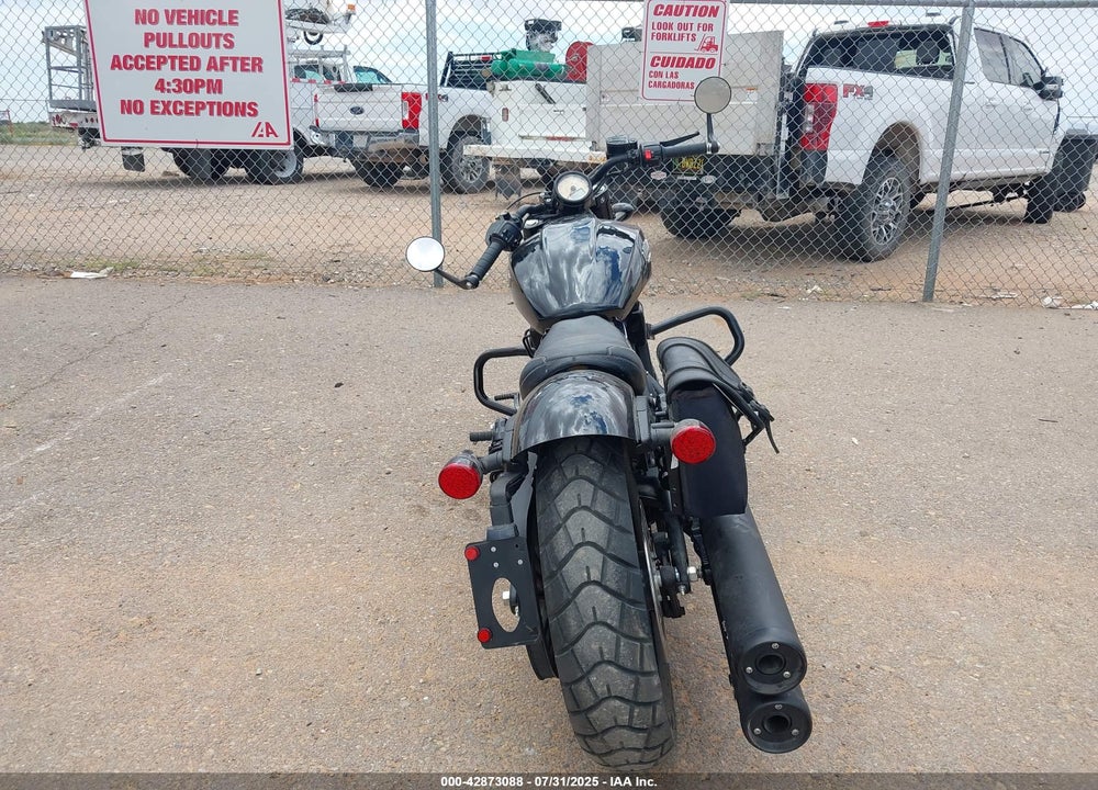 2019 INDIAN MOTORCYCLE CO. SCOUT BOBBER VIN: 56KMTB001K3141949