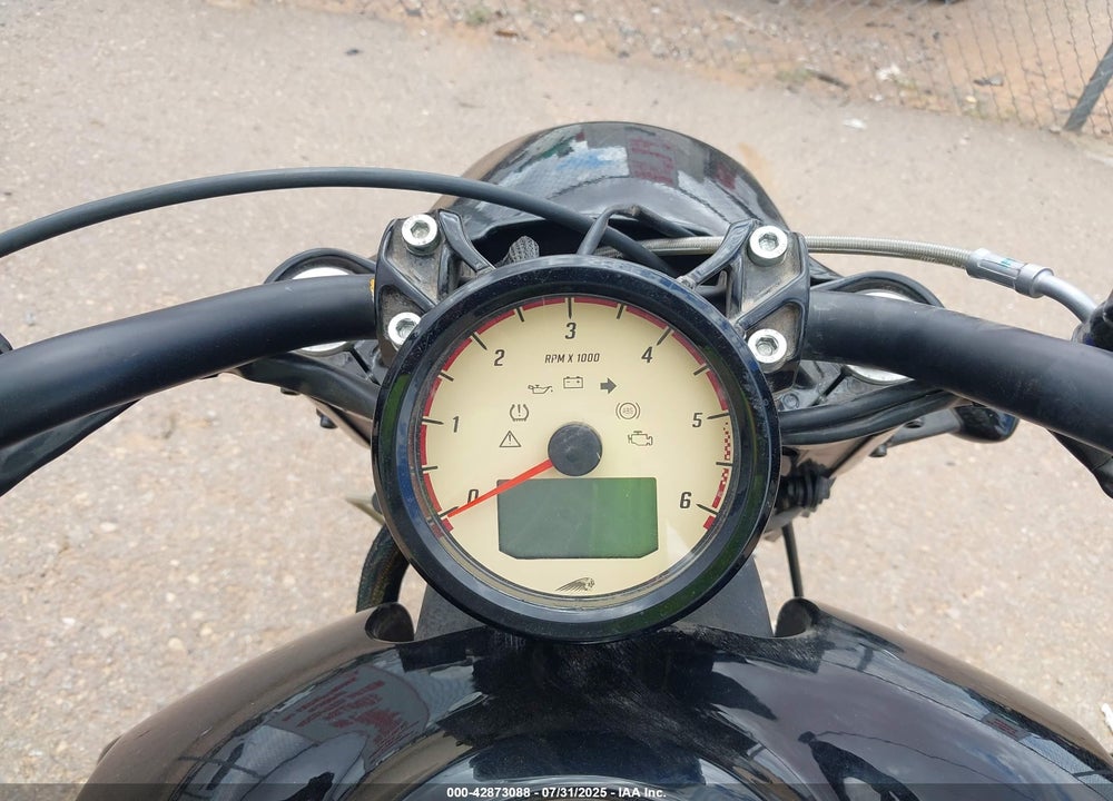 2019 INDIAN MOTORCYCLE CO. SCOUT BOBBER VIN: 56KMTB001K3141949