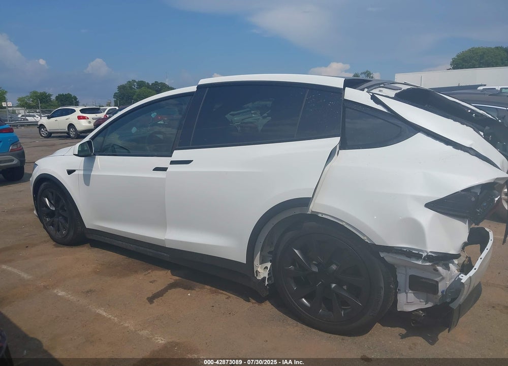 2025 TESLA MODEL X VIN: 7SAXCDE54SF468578