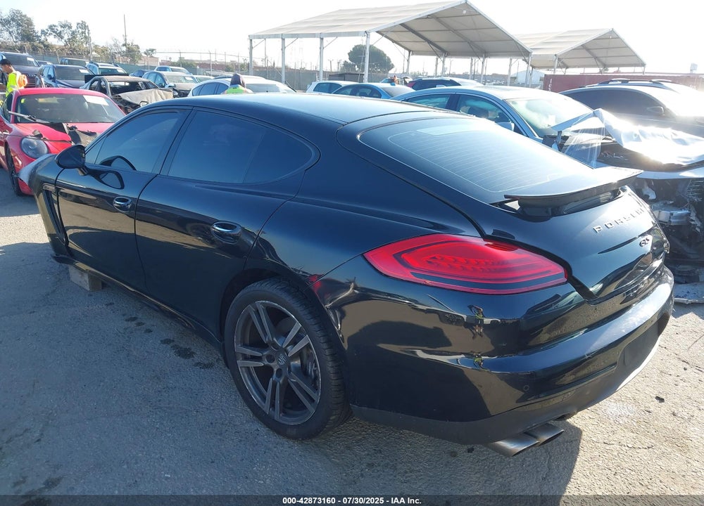 2014 PORSCHE PANAMERA VIN: WP0AA2A70EL011921