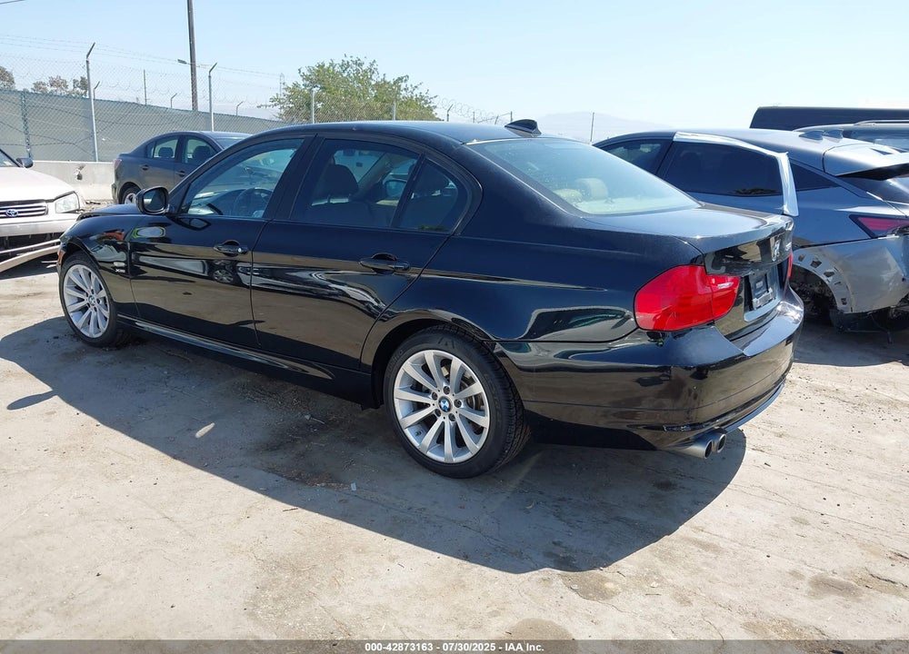 2011 BMW 3 SERIES VIN: WBAPK7C57BA972469