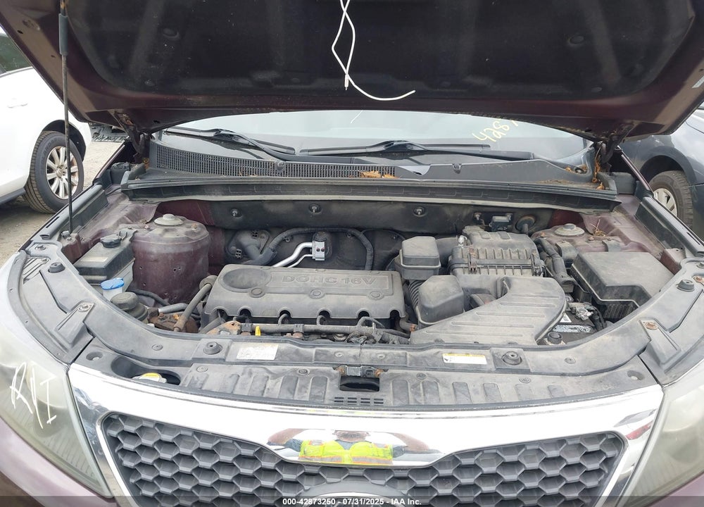 2011 KIA SORENTO VIN: 5XYKU3A12BG065550