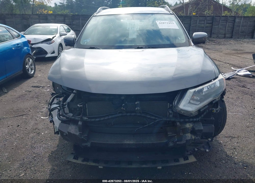 2017 NISSAN ROGUE VIN: JN8AT2MVXHW282240