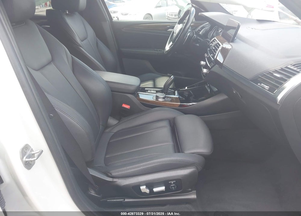 2019 BMW X3 VIN: 5UXTR7C51KLE96450