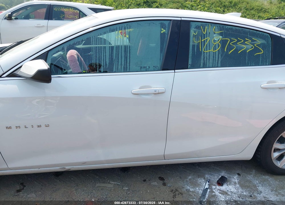 2022 CHEVROLET MALIBU VIN: 1G1ZD5STXNF183159