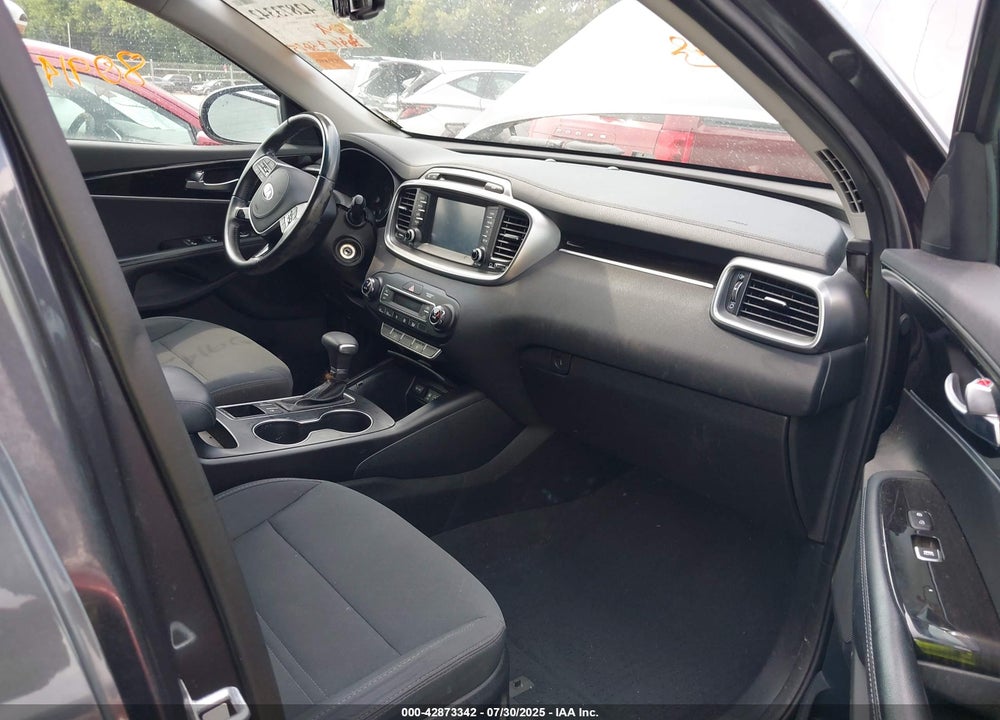2019 KIA SORENTO VIN: 5XYPG4A36KG499765