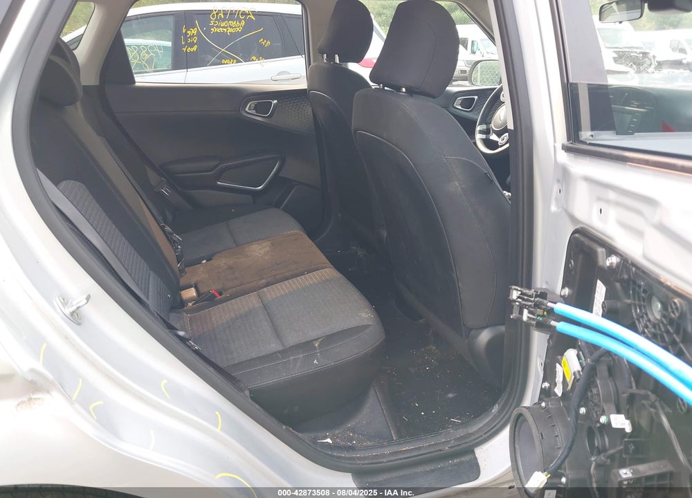 2021 KIA SOUL VIN: KNDJ23AU5M7736656