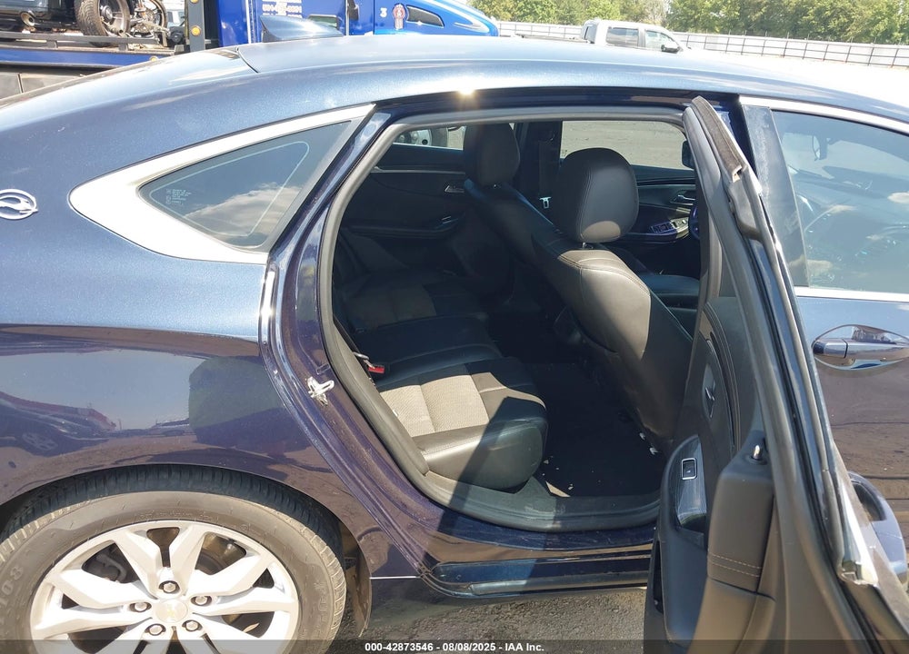 2017 CHEVROLET IMPALA VIN: 1G1105S33HU192231