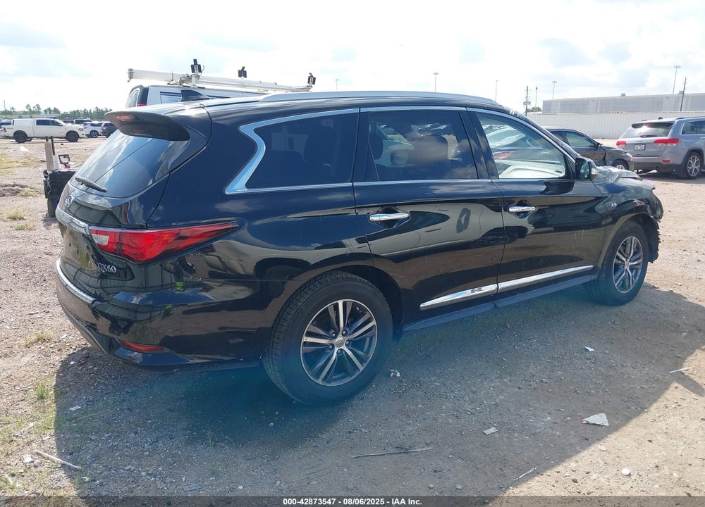 2017 INFINITI QX60 VIN: 5N1DL0MN2HC524884