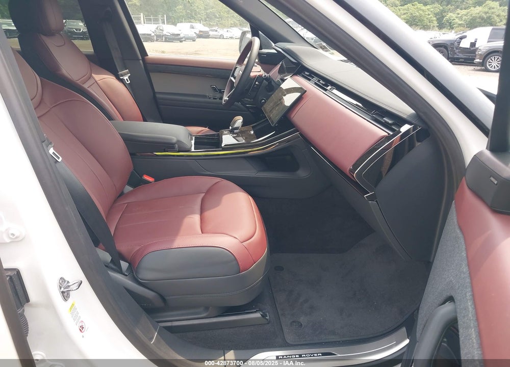 2025 LAND ROVER RANGE ROVER SPORT VIN: SAL1L9E93SA424401