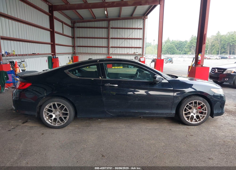 2013 HONDA ACCORD VIN: 1HGCT1B85DA007783
