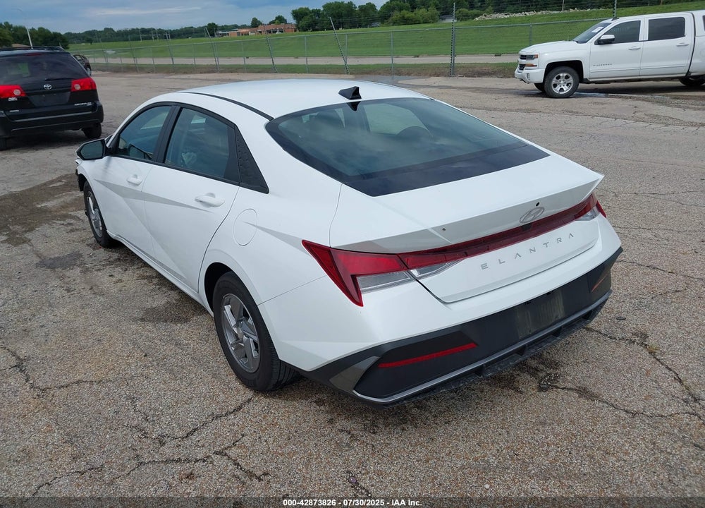 2024 HYUNDAI ELANTRA VIN: KMHLL4DG3RU842142