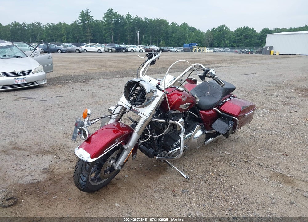 2016 HARLEY-DAVIDSON FLHR ROAD KING VIN: 1HD1FBM19GB668359