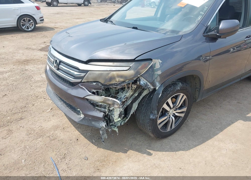 2017 HONDA PILOT VIN: 5FNYF6H56HB031478