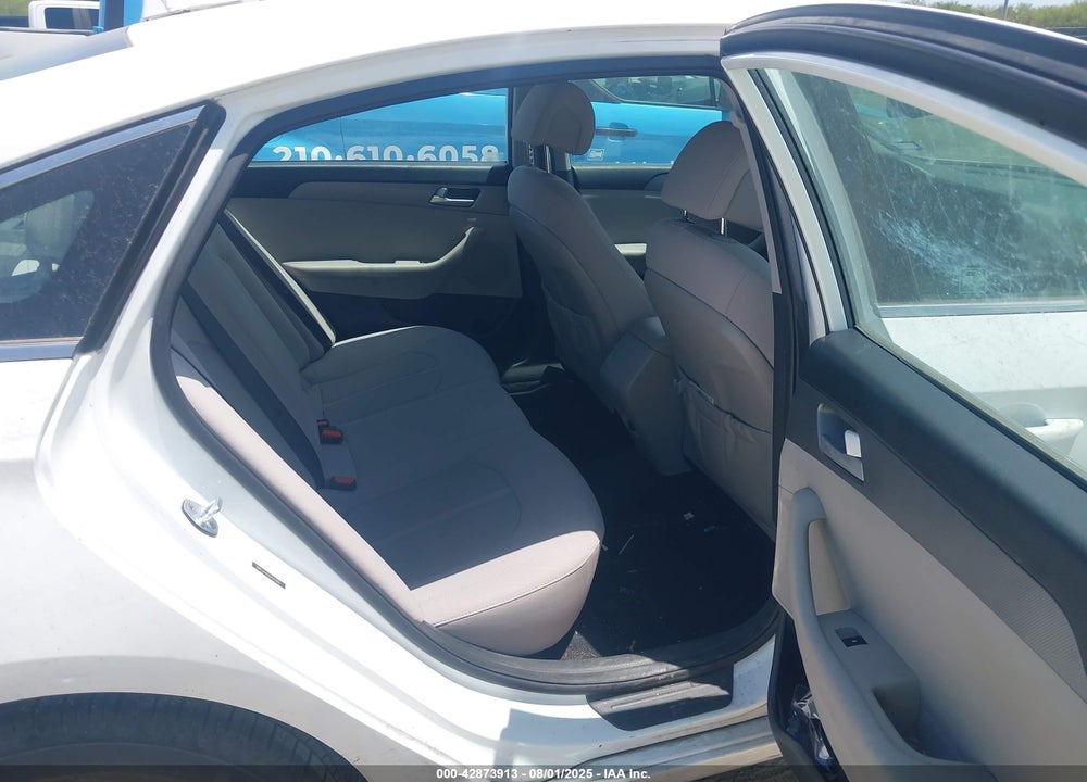 2016 HYUNDAI SONATA VIN: 5NPE24AF6GH322651