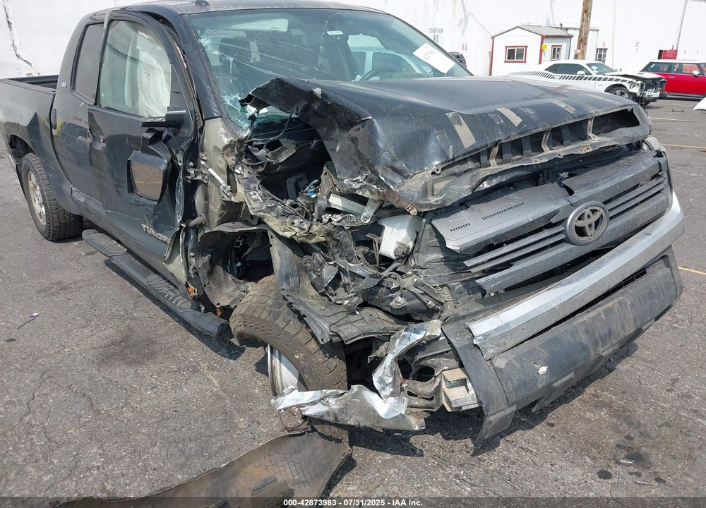 2014 TOYOTA TUNDRA SR5 4.6L V8 VIN: 5TFUM5F19EX055855
