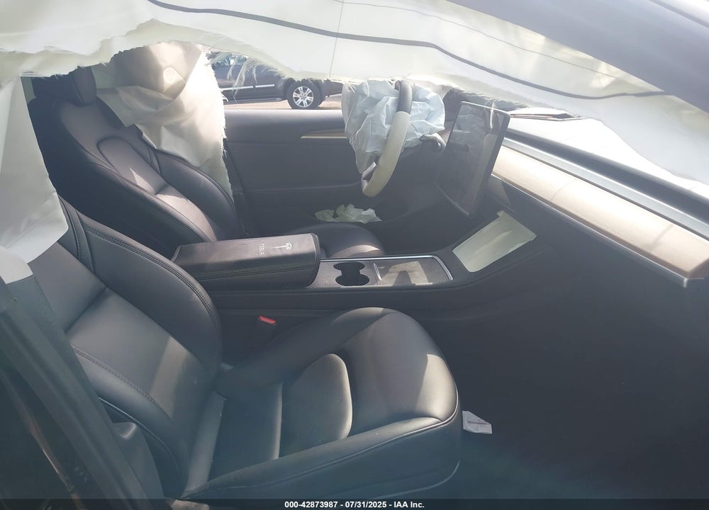 2023 TESLA MODEL 3 VIN: 5YJ3E1EAXPF585512