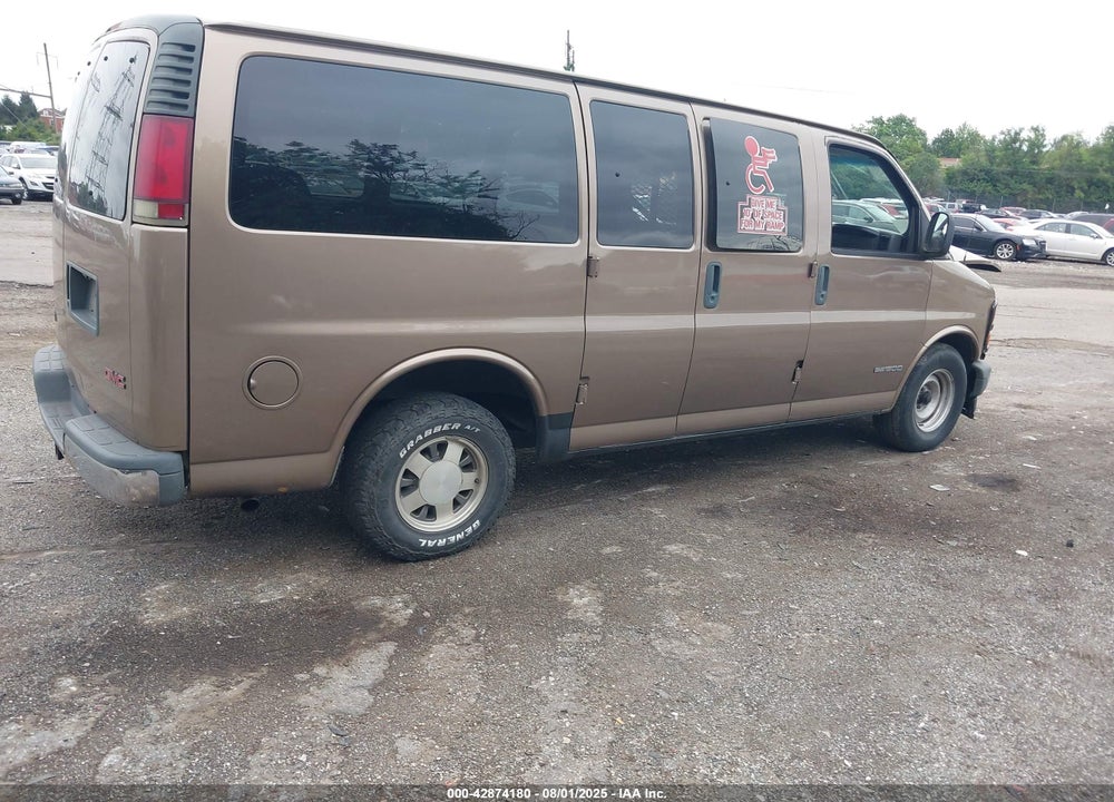 2002 GMC SAVANA VIN: 1GKFG15R621202815