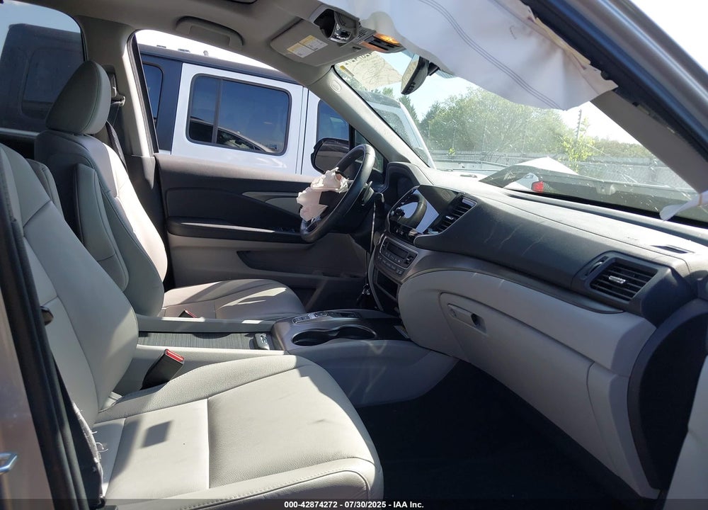 2022 HONDA PILOT VIN: 5FNYF6H20NB044566