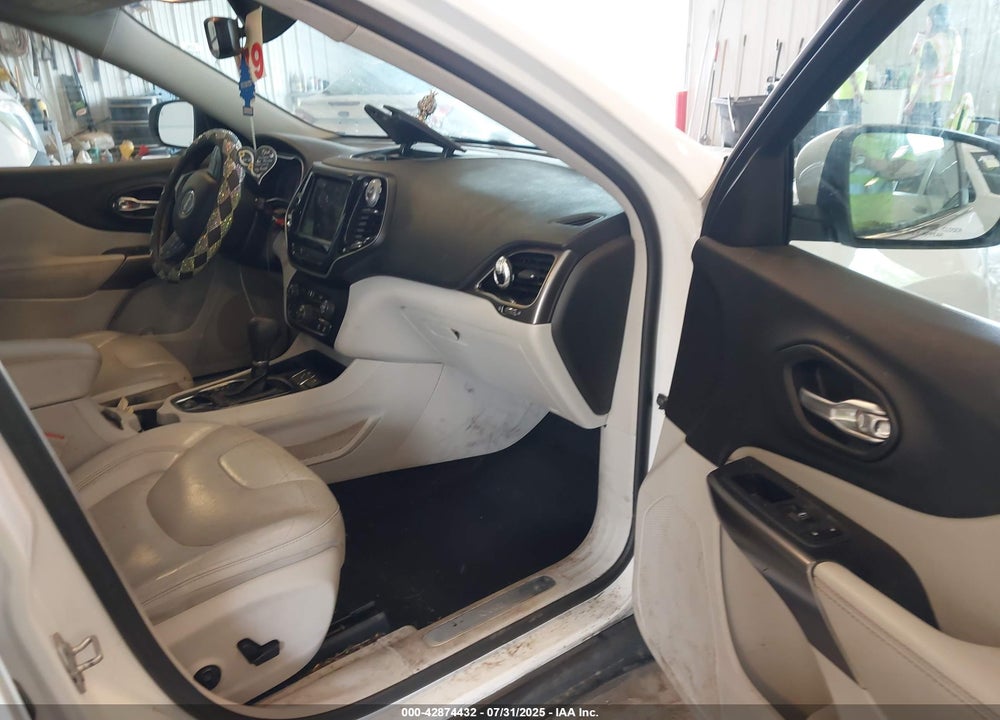 2020 JEEP CHEROKEE VIN: 1C4PJLDBXLD535357
