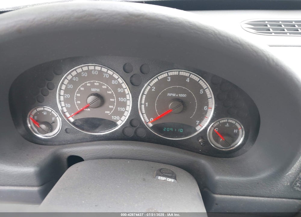 2007 JEEP LIBERTY VIN: 1J4GL58K87W593391