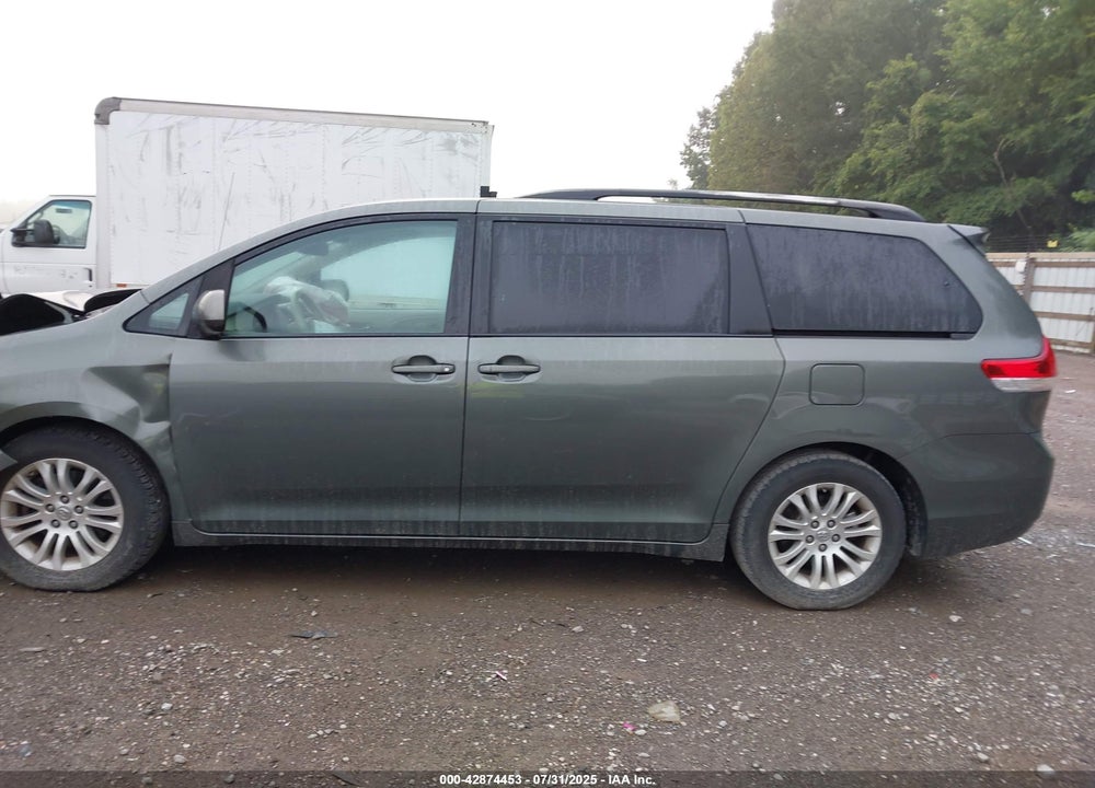 2013 TOYOTA SIENNA VIN: 5TDYK3DC1DS292246