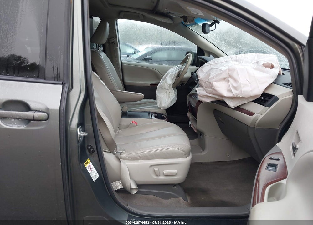 2013 TOYOTA SIENNA VIN: 5TDYK3DC1DS292246