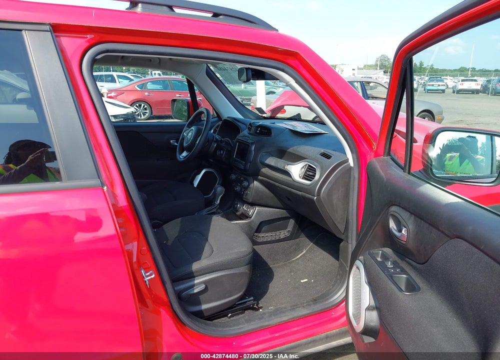 2018 JEEP RENEGADE LATITUDE 4X4 VIN: ZACCJBBB1JPJ37252