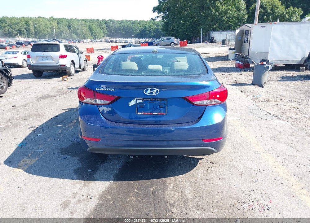 2016 HYUNDAI ELANTRA VIN: 5NPDH4AE7GH790776
