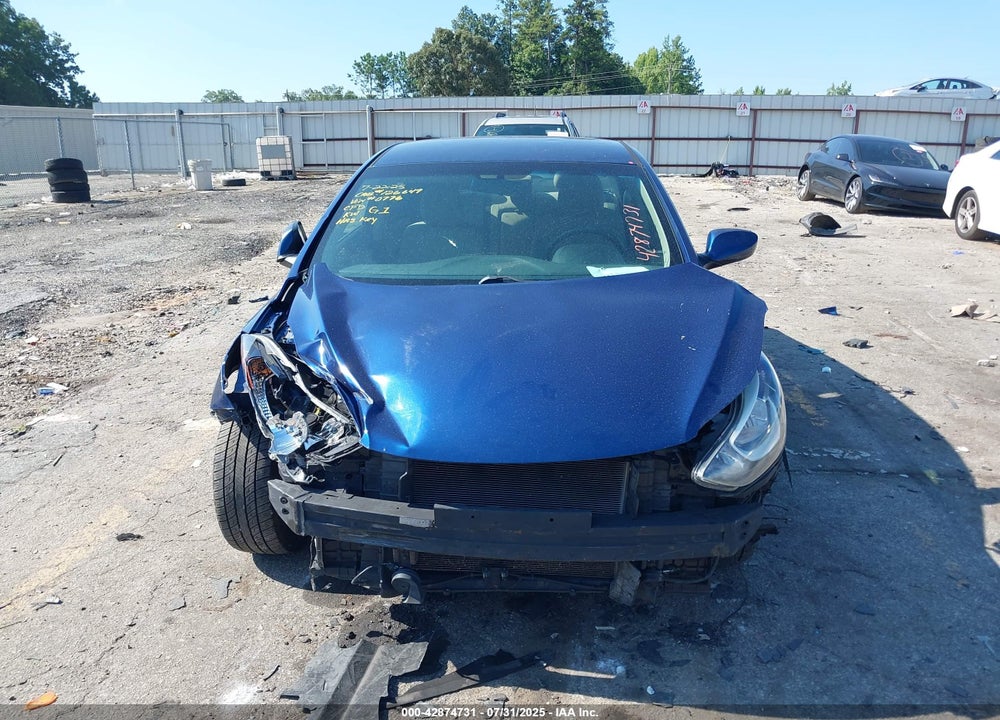 2016 HYUNDAI ELANTRA VIN: 5NPDH4AE7GH790776