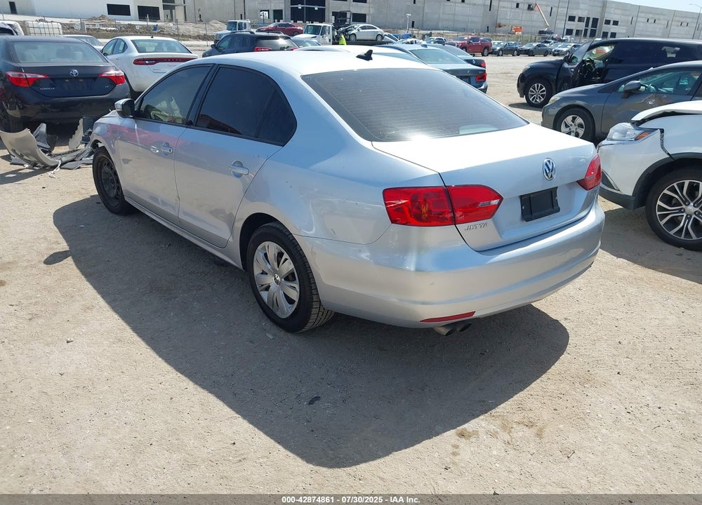 2014 VOLKSWAGEN JETTA VIN: 3VWD17AJ4EM245402