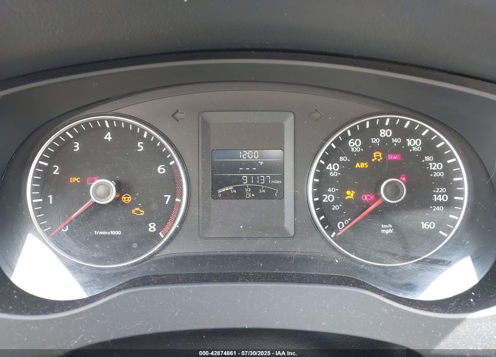 2014 VOLKSWAGEN JETTA VIN: 3VWD17AJ4EM245402