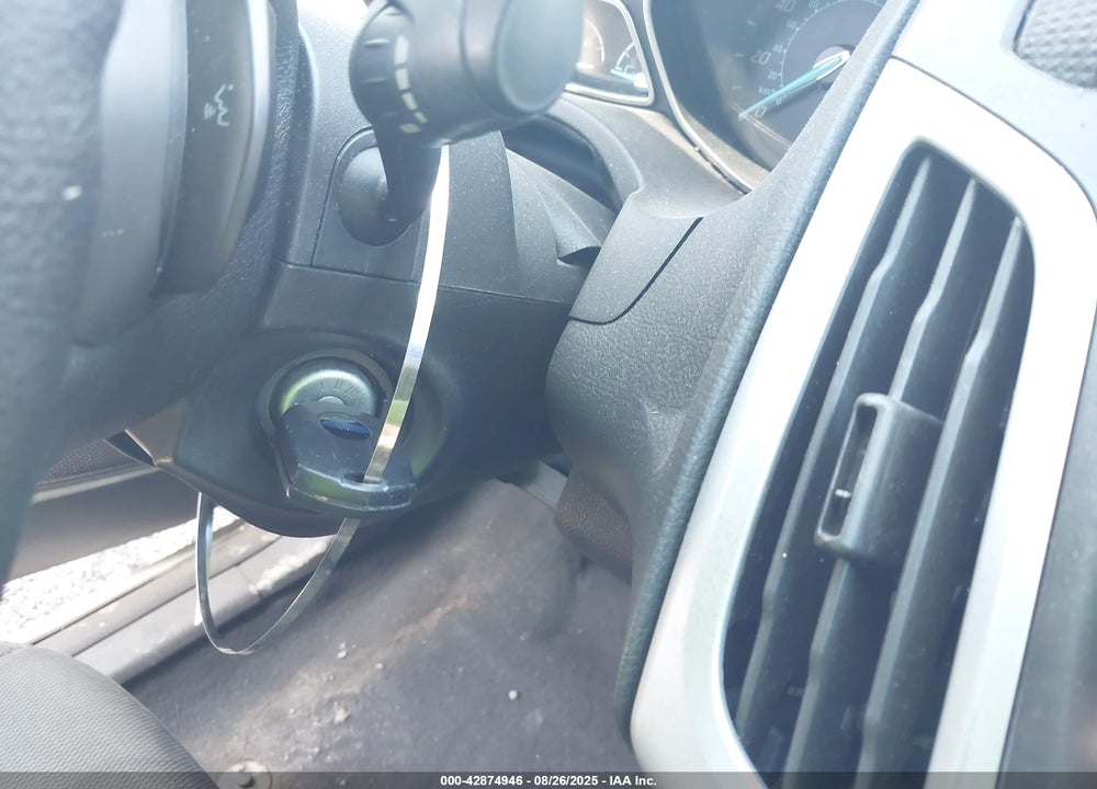 2013 FORD FOCUS VIN: 1FADP3F29DL232002