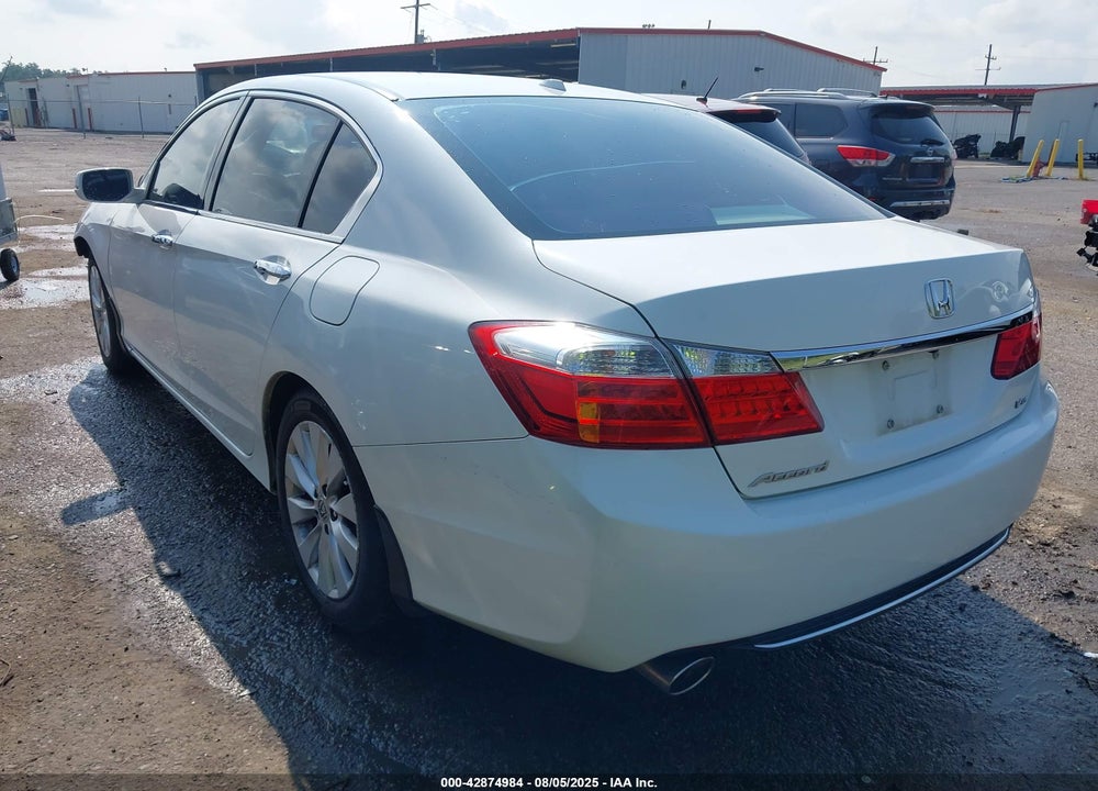 2013 HONDA ACCORD VIN: 1HGCR3F83DA001680