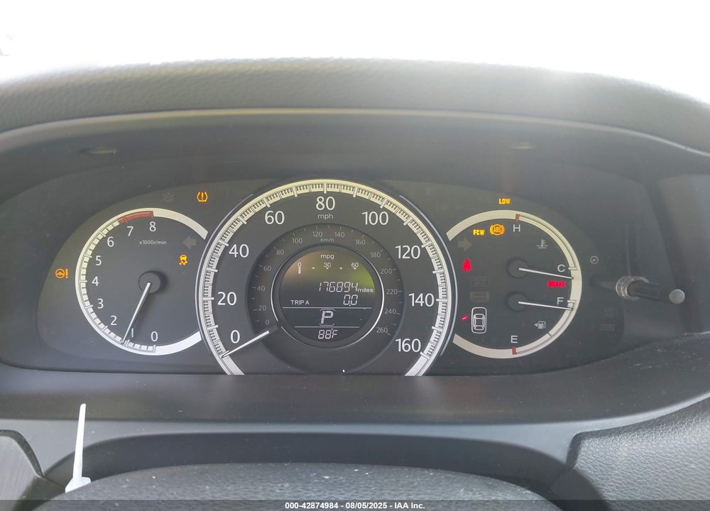 2013 HONDA ACCORD VIN: 1HGCR3F83DA001680