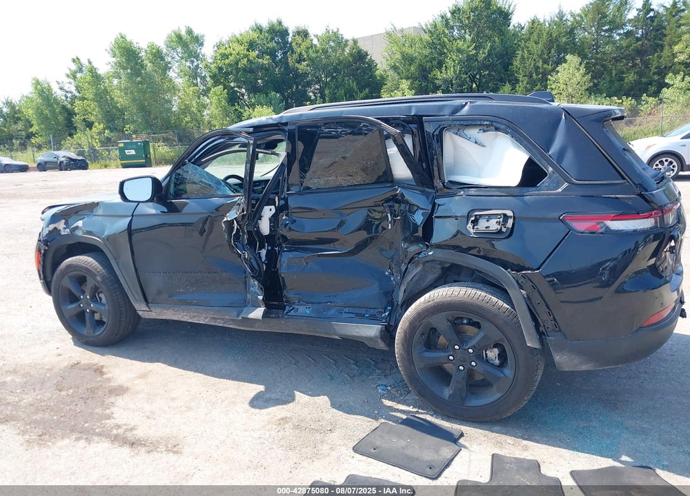 2024 JEEP GRAND CHEROKEE VIN: 1C4RJHBG5RC696850