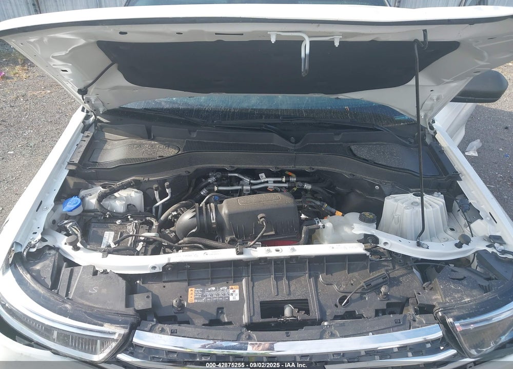2024 FORD EXPLORER VIN: 1FMSK8DH3RGA83621
