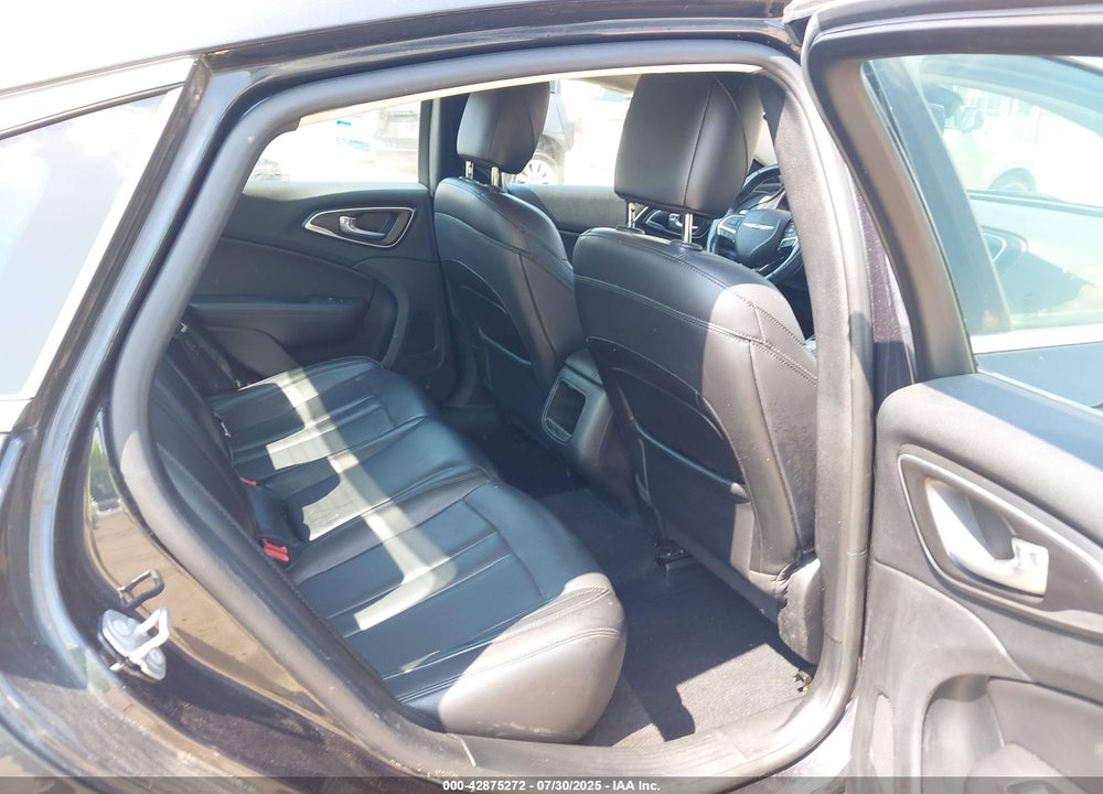 2017 CHRYSLER 200 LIMITED PLATINUM VIN: 1C3CCCAB4HN504463
