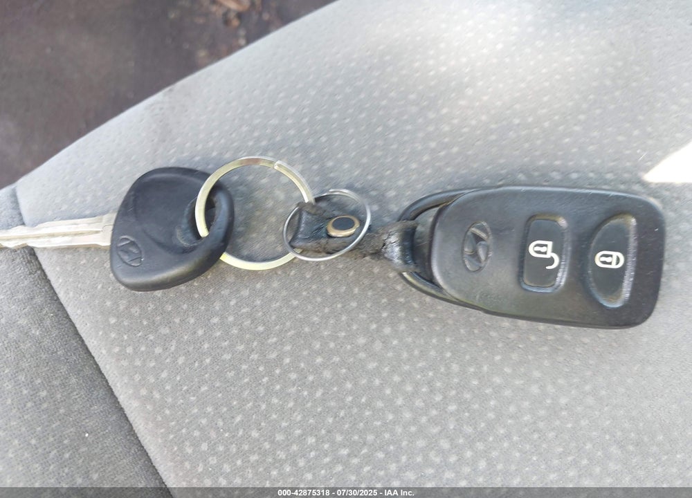 2012 HYUNDAI SANTA FE VIN: 5XYZHDAG9CG153929