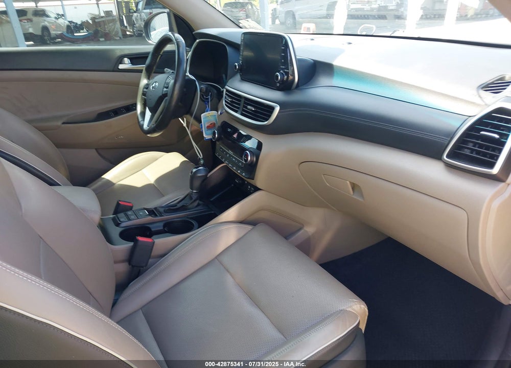 2021 HYUNDAI TUCSON VIN: KM8J33AL5MU335710