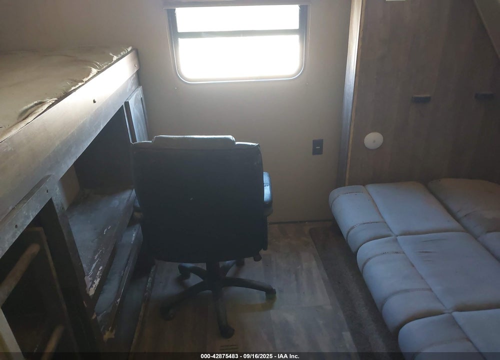 2017 PALOMINO OTHER VIN: 4X4TPUG23HP066157