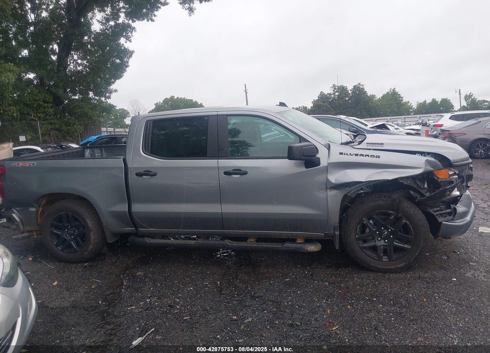 2025 CHEVROLET SILVERADO 1500 4WD SHORT BED CUSTOM VIN: 1GCPKBEKXSZ227760