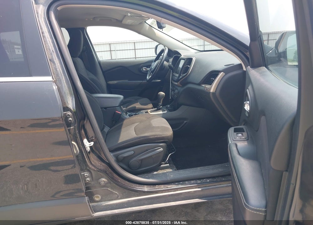 2015 JEEP CHEROKEE VIN: 1C4PJMCS9FW511549